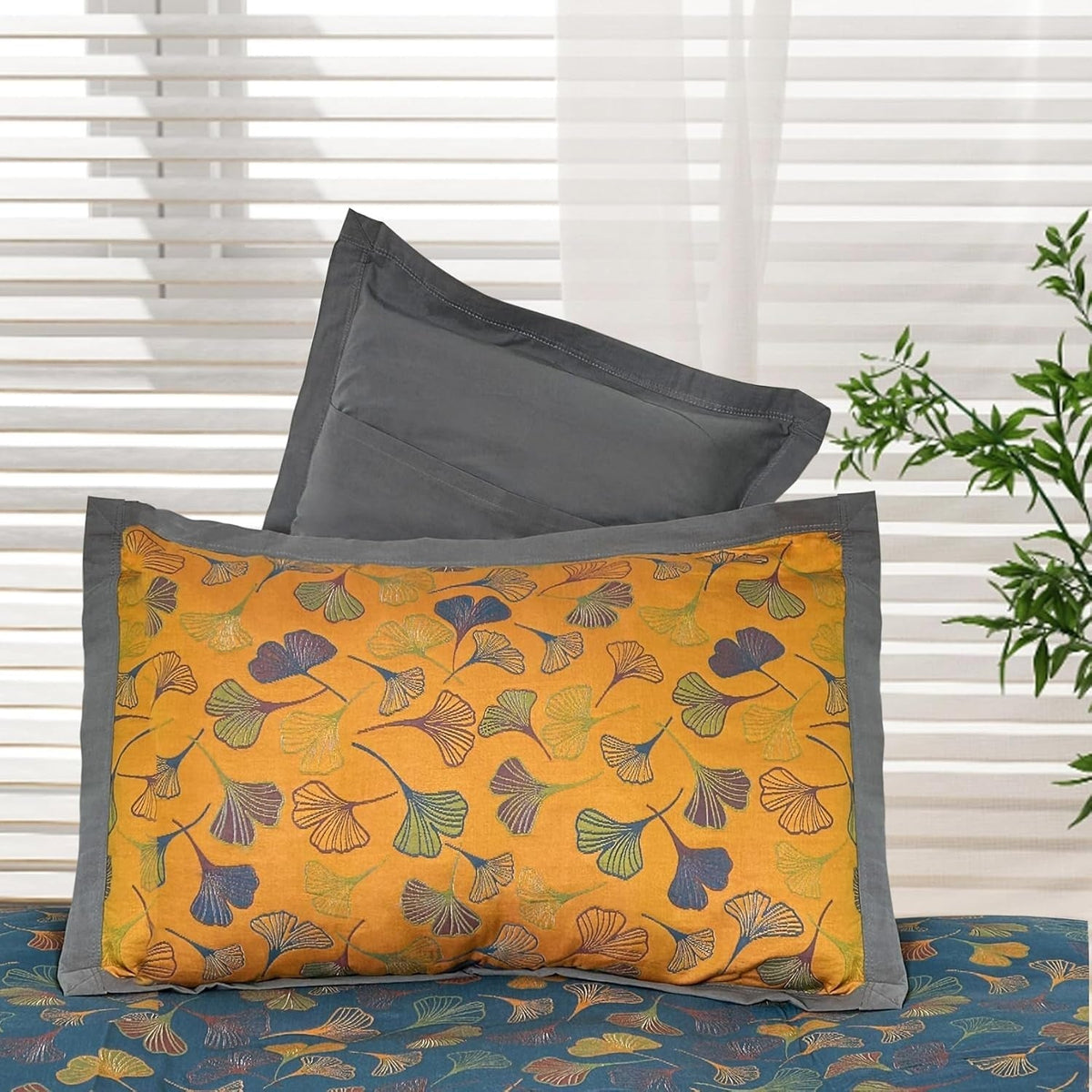 Ginkgo Leaf Cotton Pillowcases with Border