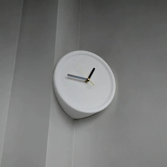 Nordic Resin Corner Wall Clock Round Shape