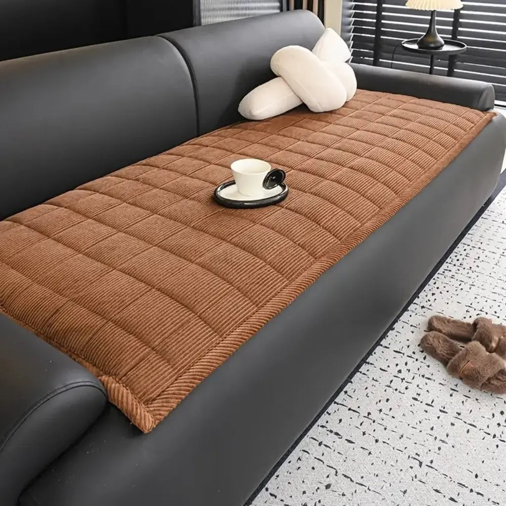 Quilted Couch Cover with Ribbed Edge