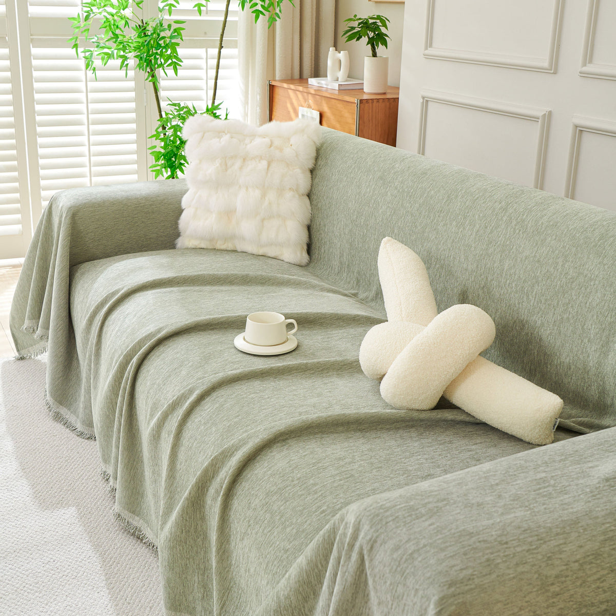 Solid Chenille Sofa Throw with Fringed Edge